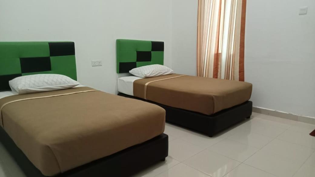 Dlayaran Villa Guest House Kuala Rompin Bagian luar foto
